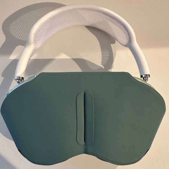 Airpods Max Green - Picture 3 of 3